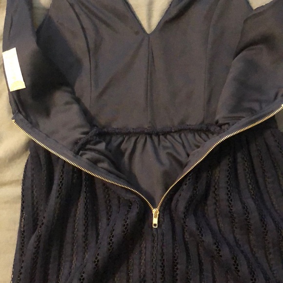 Dress - Picture 4 of 5